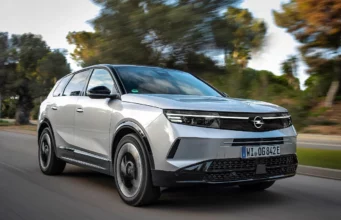 Grandland Plug-in-Hybrid ist ein Langstreckenwunder